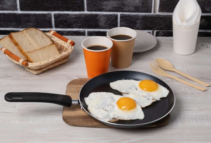 6 Foods to Avoid Mixing With Iron Supplements