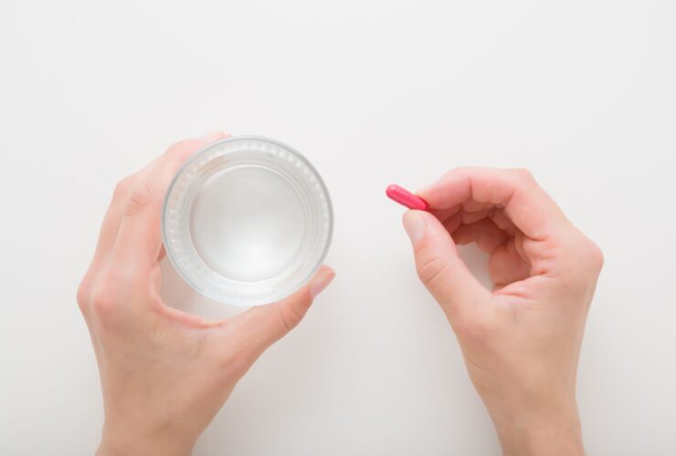 6 Types of Medications to Avoid Taking With Iron Supplements