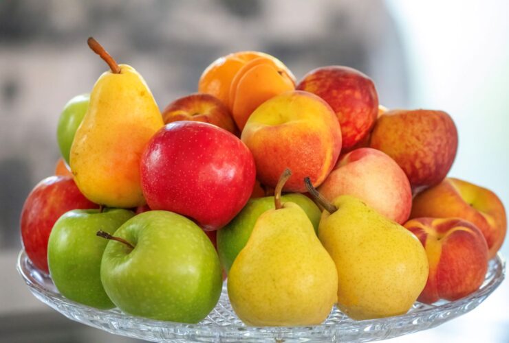 9 Fruits That Naturally Lower Your Cholesterol