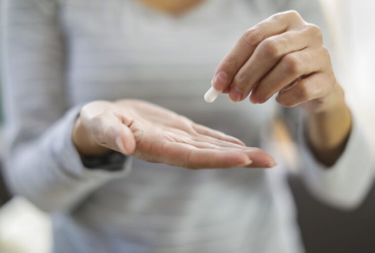 Best Time to Take a Multivitamin for Better Absorption and Less Stomach Upset