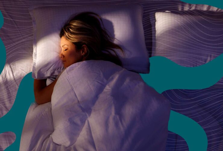 Should You Cut Off Sugar After 8 p.m.? Dietitians Weigh In