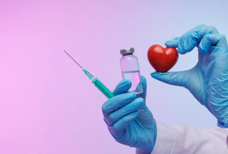 Stanford scientists uncover why mRNA COVID vaccines can trigger heart inflammation