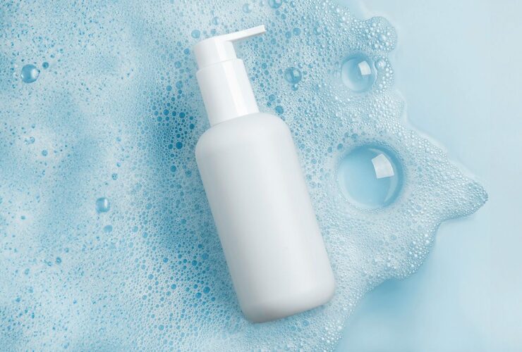 Cleansers for Psoriasis: What to Look For, What to Avoid