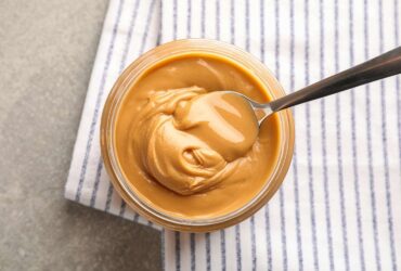 7 Dietitian-Approved Tips for Choosing the Healthiest Peanut Butter