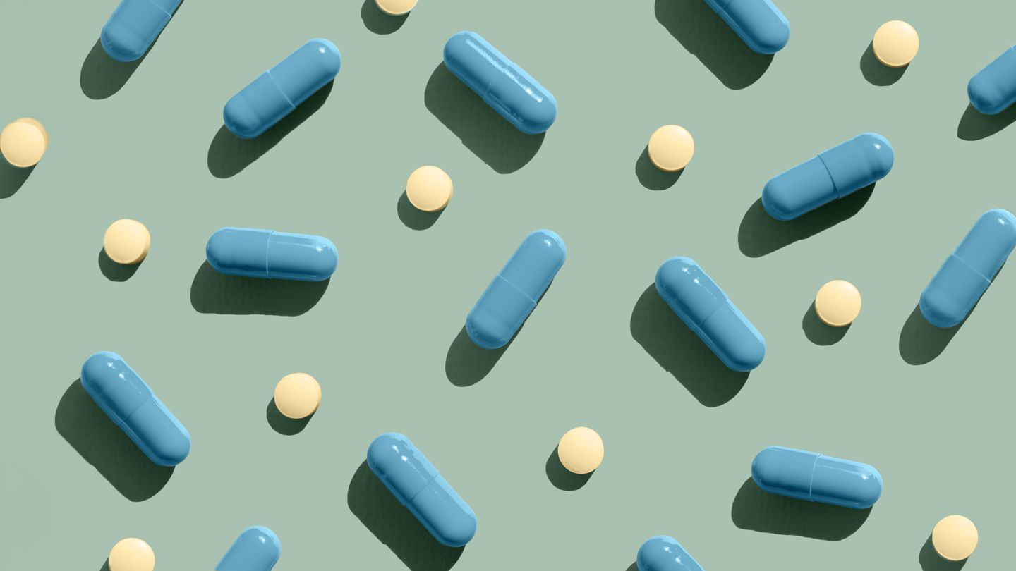 A Guide to Weight Loss Pills: Benefits, Risks, and More