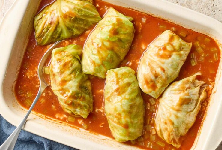 Halupki (Stuffed Cabbage Rolls)