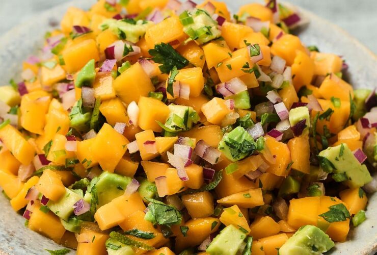 Mango salsa