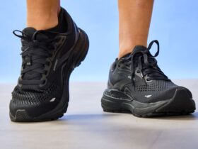 The 12 Best Running Shoes for Flat Feet, According to Podiatrists and Runners