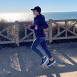 The 9 Best Running Shoes for Bad Knees of 2026, According to Medical and Shoe Experts