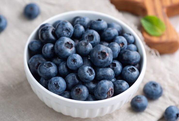 What Happens to Your Blood Pressure When You Eat Blueberries Regularly