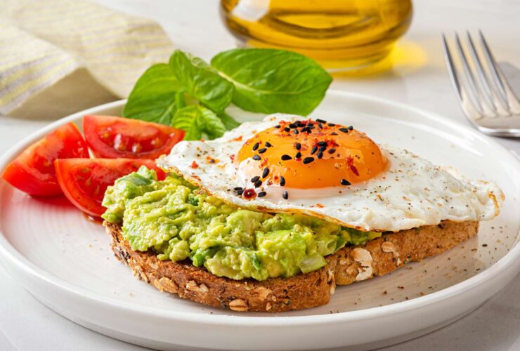 What Happens to Your Blood Sugar When You Eat Avocado Toast with Eggs