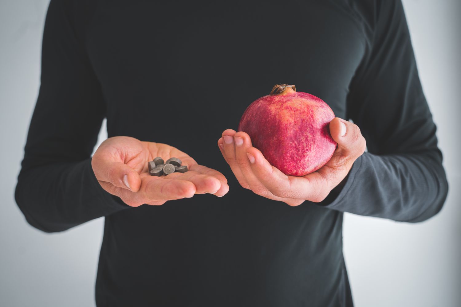 What Happens to Your Body When You Take Pomegranate Supplements