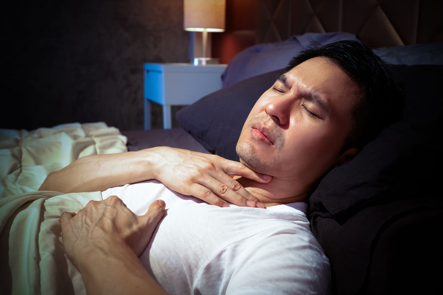 6 Tips to Stop Acid Reflux While Sleeping