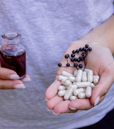 7 Serious Side Effects of Too Much Elderberry
