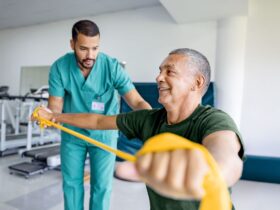 8 Healthcare Pros Who Can Help Manage Acute Pain