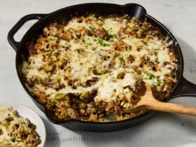 Cheesy Ground Beef & Rice Casserole