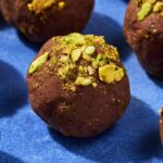 Chocolate-Pistachio Energy Balls