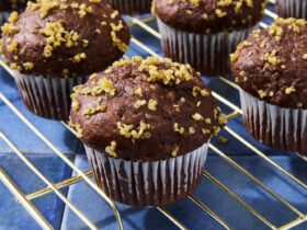 Chocolate-Quinoa Muffins