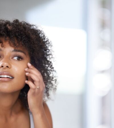 Enlarged Pores, Clogged Pores, and Acne