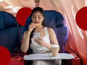 Flight Attendants Would Never Eat These 4 Things on a Plane