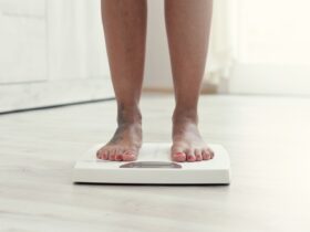 Hormonal Weight Gain: Symptoms, Causes, and Prevention