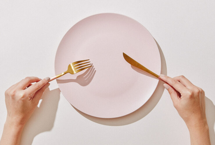 If Intermittent Fasting Isn't Working for You, Science Says You're Not Alone