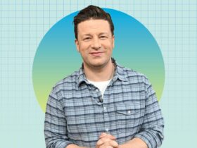 Jamie Oliver Shared a One-Pan Veggie Side Dish