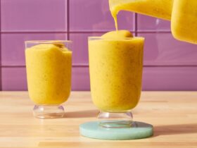 Orange-Mango Chia Seed Smoothie