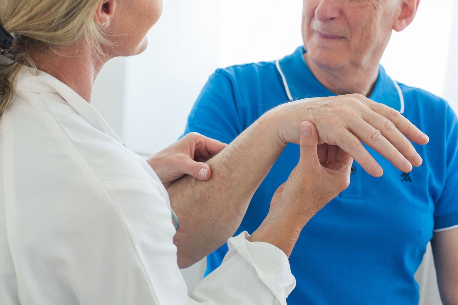 Shingles: Causes and Risk Factors