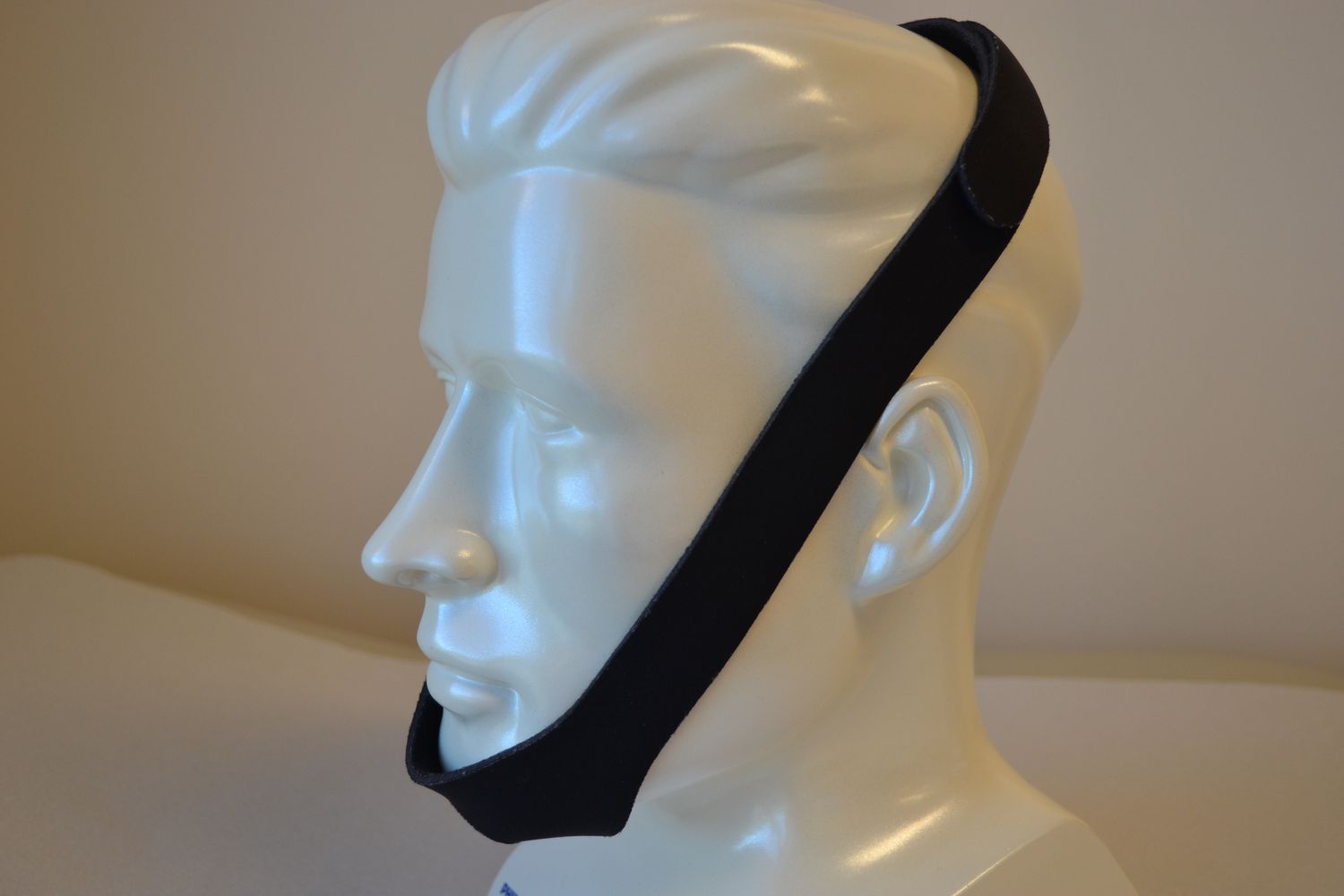 Should You Use a Chinstrap With Your CPAP Mask?