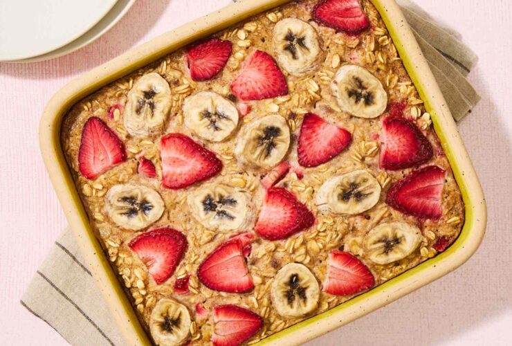 Strawberry-Banana Baked Oats