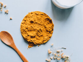 Turmeric Can Curb PMS Symptoms + When To Take It In Your Cycle