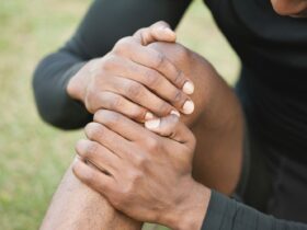 Valgus vs. Varus Knee: Symptoms, Causes, Treatment