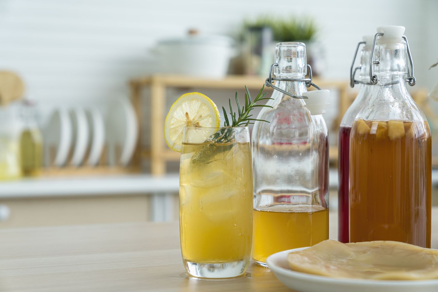 What Happens to Your Blood Sugar When You Drink Kombucha