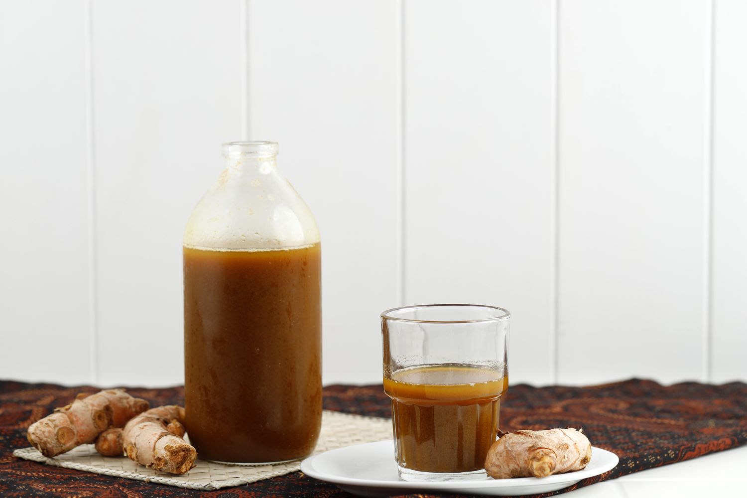 What Happens to Your Body When You Drink Turmeric and Ginger