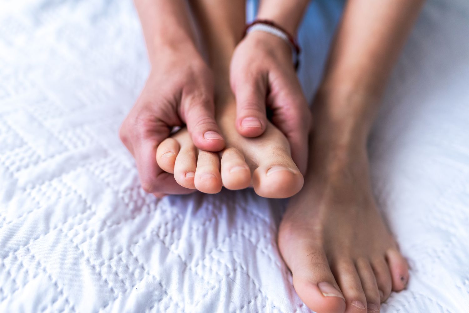 14 Reasons Your Feet Hurt and How to Find Relief