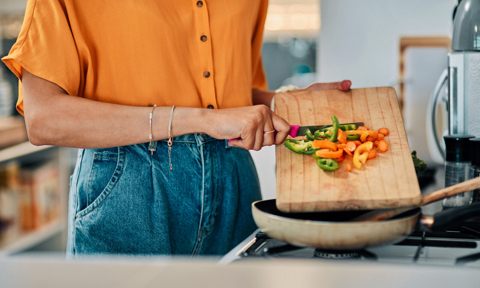 2 Easy Daily Habits That Support Your Gut — Without Overhauling Your Diet