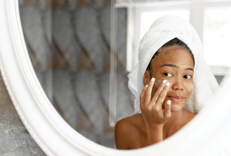 3 Skin Care Habits That Actually Help Your Skin Cells Act Younger