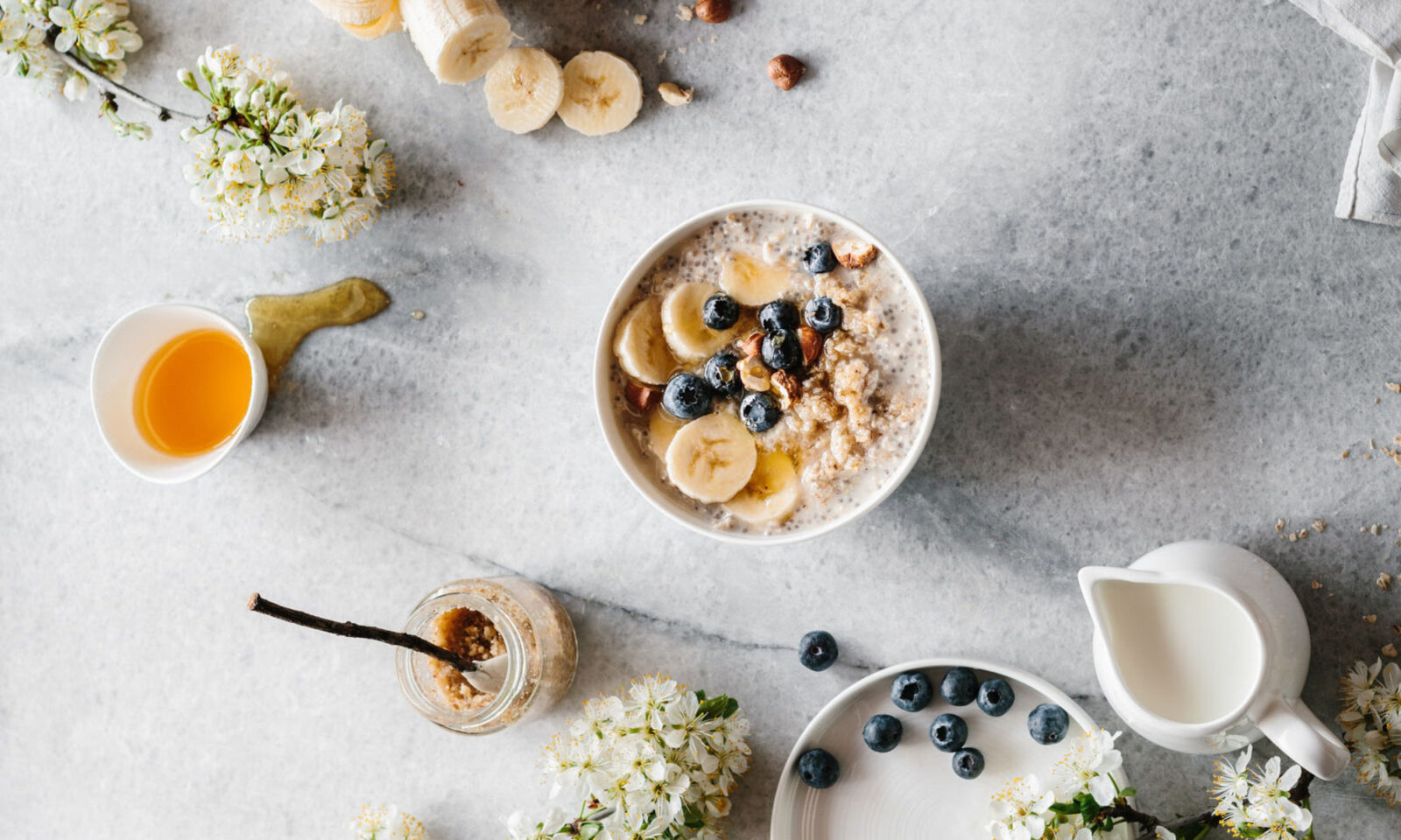 5 Foods That Help Lower Blood Sugar & Keep Your Levels Balanced