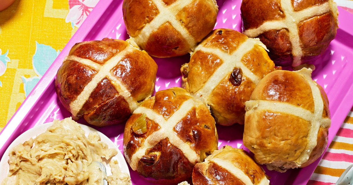 Banana bread hot cross buns with whipped banana & honey butter recipe