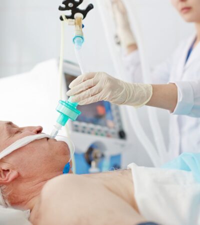 Caring for a Dry Mouth and Sore Throat After Surgery