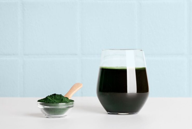 Chlorella and Spirulina: Risks and Side Effects You Should Know About