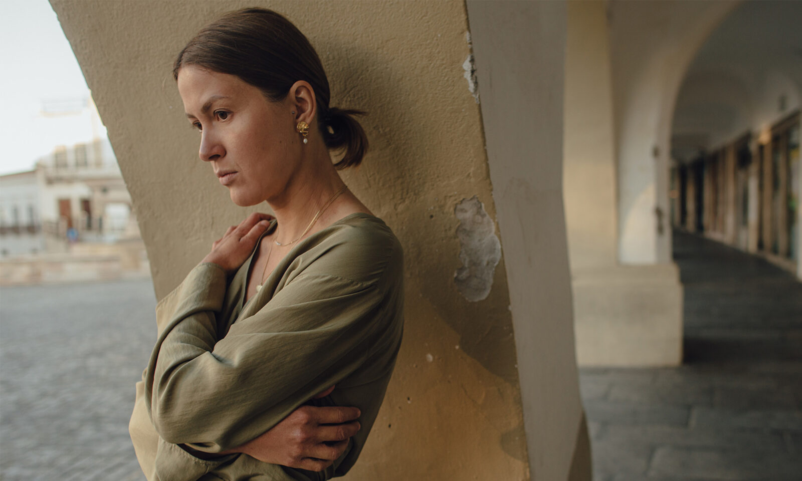 Do PMS Supplements Work? Here Are The Top Ingredients To Look For