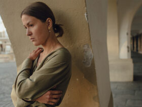 Do PMS Supplements Work? Here Are The Top Ingredients To Look For