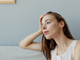 Doing This In Your Free Time Can Actually Increase Dementia Risk + 5 Alternatives