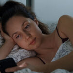 How To Quiet Negative Thoughts That Are Keeping You Awake