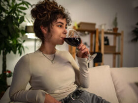 I Started Reacting to Alcohol Differently At 30 — Here’s What Changed
