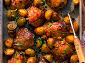 Mango chutney chicken potato traybake