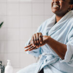 Shea Butter For The Skin: 5 Major Benefits & DIY Tips