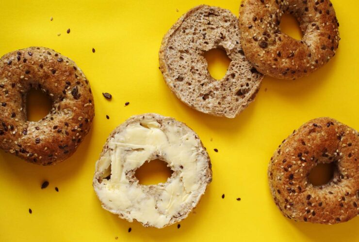 The 4 Healthiest High-Protein Bagels to Try, According to Dietitians
